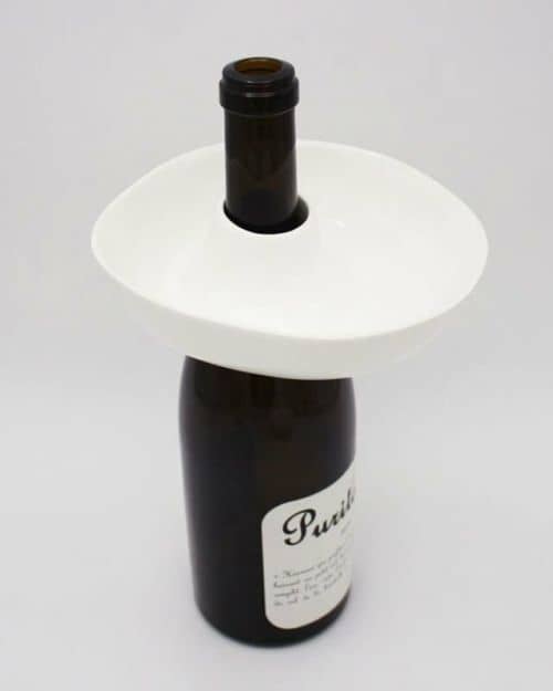 Goulotte – Aperative bowl for over the neck a bottle